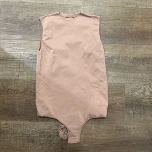 SKIMS essential crew neck sleeveless bodysuit, size S/M, color Sienna